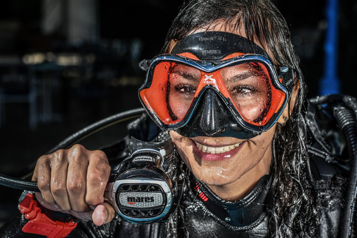 Group diving adventure